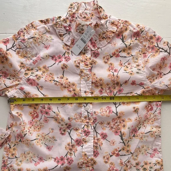 J.Crew ruffle neck floral shirt. - Picture 8 of 13